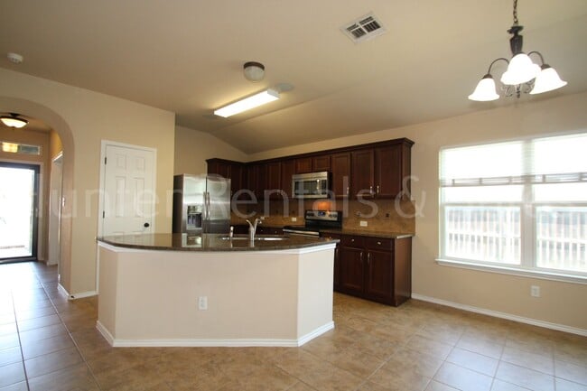 Building Photo - New in Management ! Spacious & Stylish Living in Yowell Ranch - Get 1st month free when you sign ...