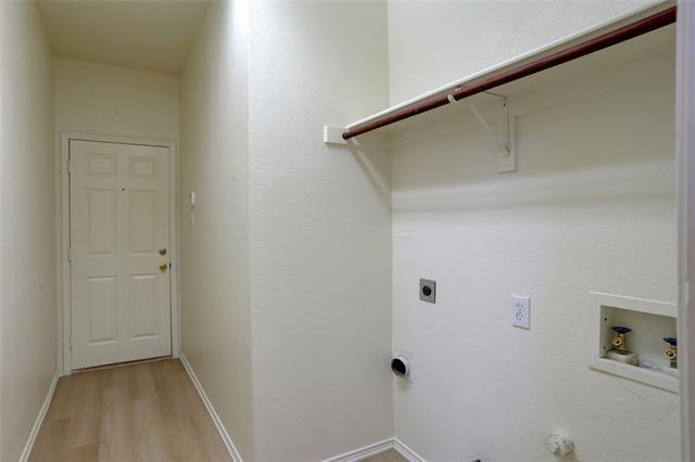 Building Photo - 3820 Cochran Dr