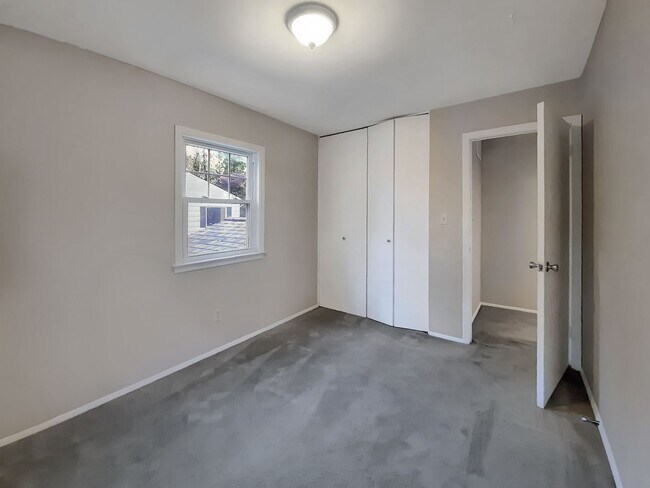 Building Photo - Rare Find! Private 4BR / 2.5BA Home on Nea...