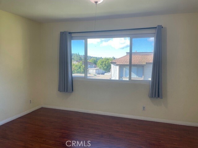 Building Photo - 2242 Shady Hills Dr
