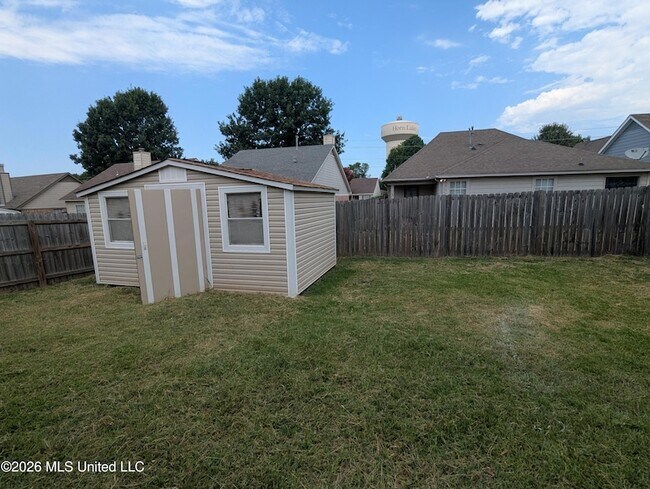 Building Photo - 3426 Laurelwood Dr