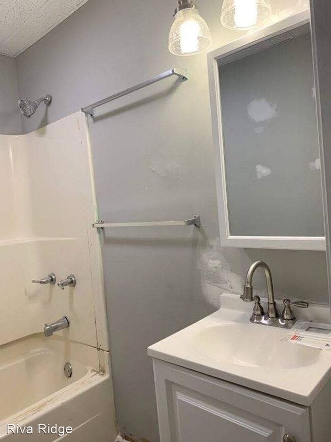 Building Photo - 6 br, 2 bath House - 3230 Dawson Street