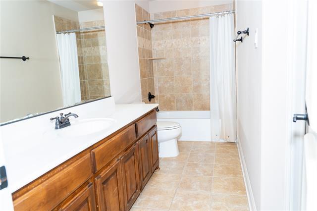 Building Photo - 1836 Walnut Springs Dr