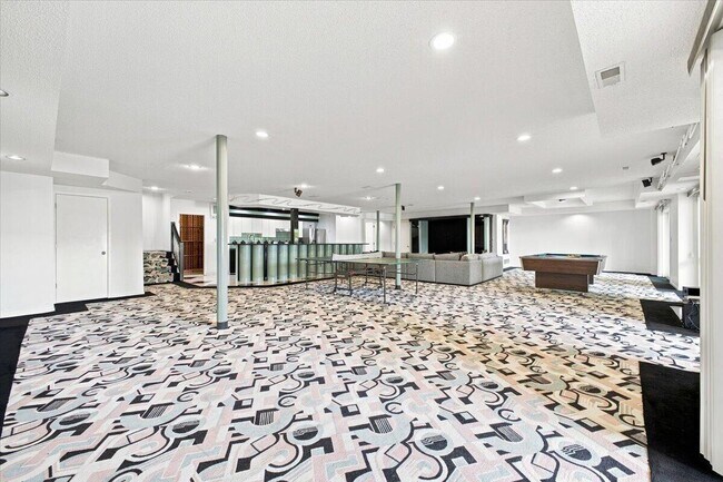 Building Photo - 6122 Trailwood Ln