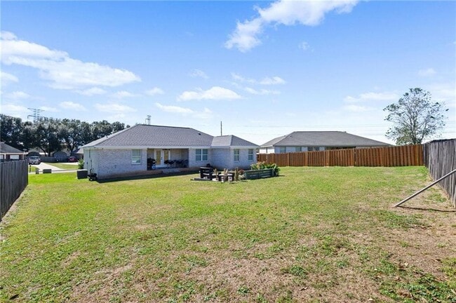 Building Photo - 350 Allison Ct