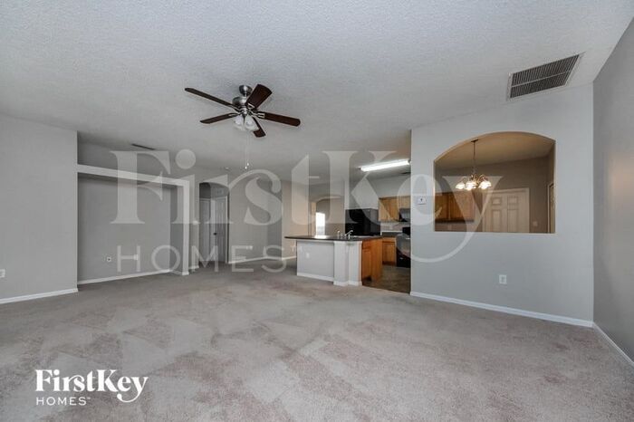 Building Photo - 4423 Ponds Dr