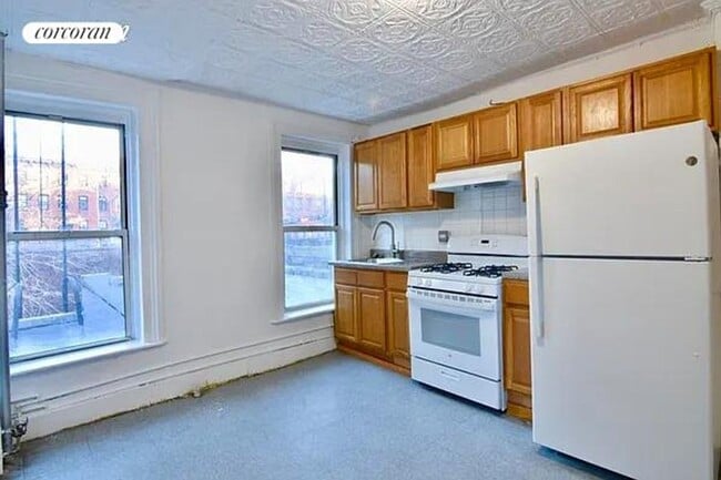Primary Photo - 485 Hicks St