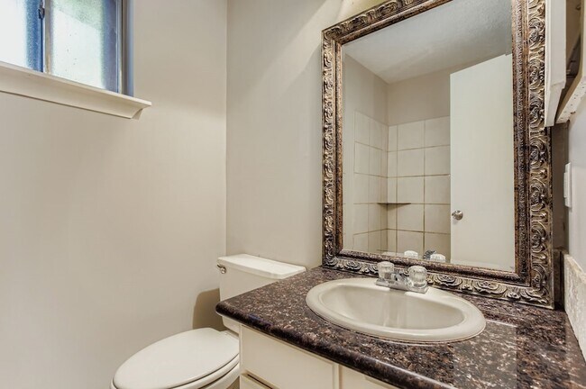 Building Photo - 9506 Landry Blvd