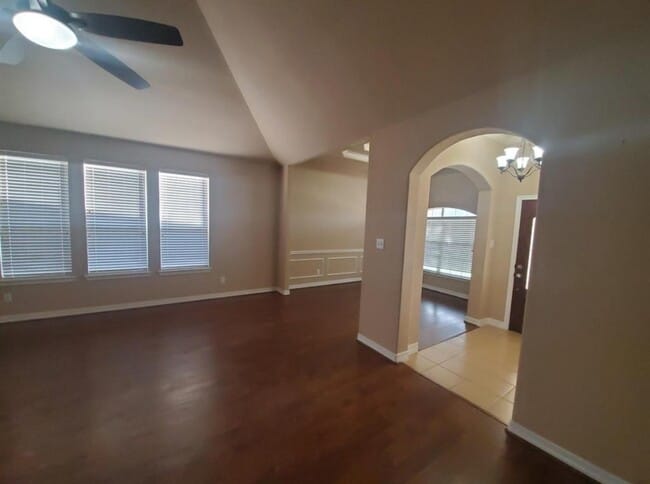 Building Photo - 15314 Harlin