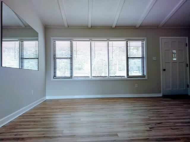Building Photo - 143 Edwards Cir