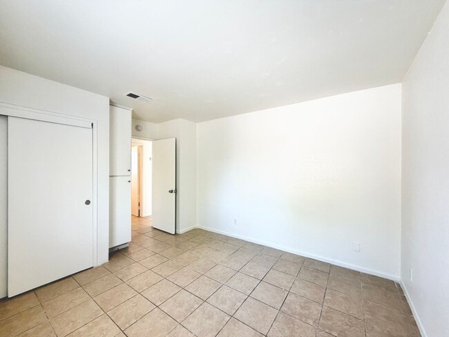 Building Photo - 32425 Rancho Vista Dr