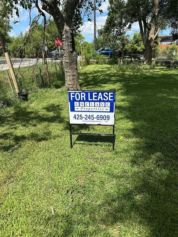 Building Photo - 4809 Fuqua St