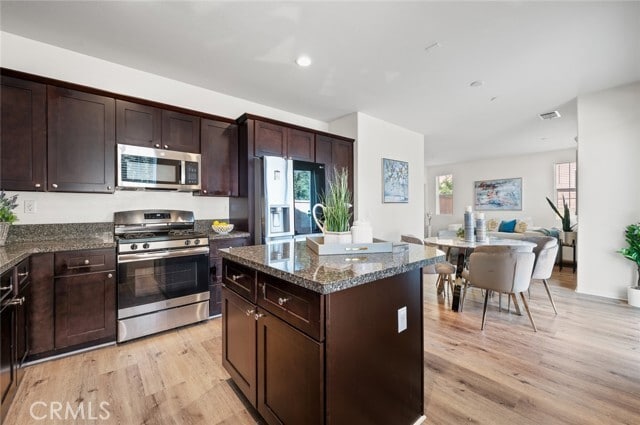 Building Photo - 1406 Girona Dr