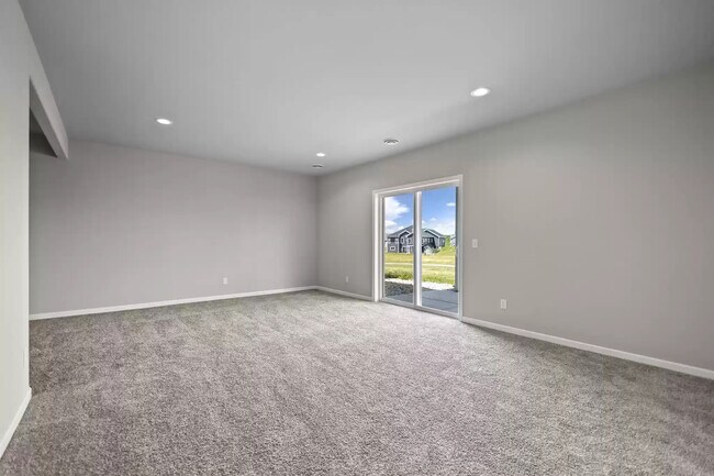 LL Living/Rec space - 4354 Eagle Ridge Ln