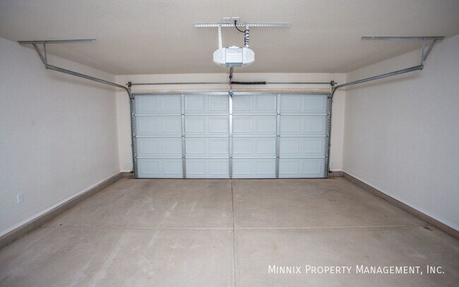 Building Photo - 5604 Jarvis St