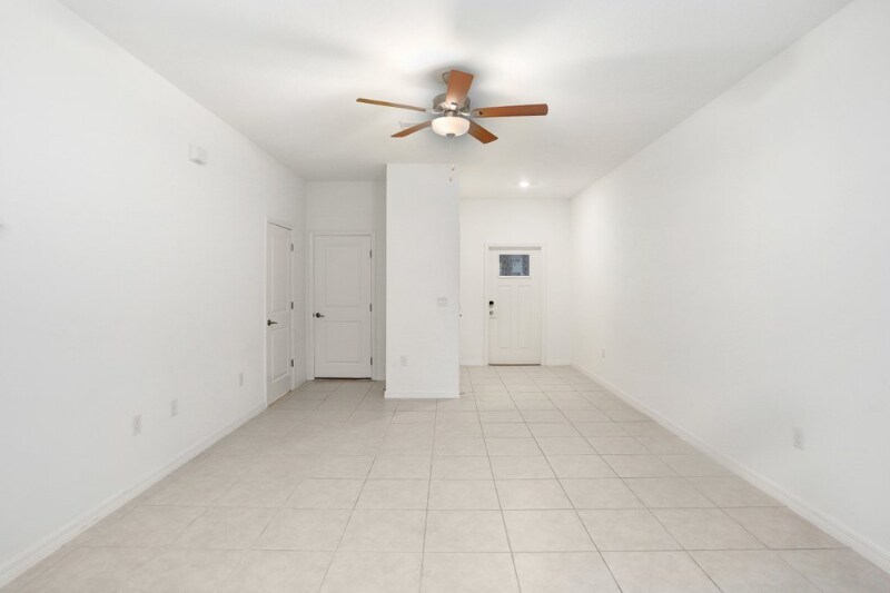 Building Photo - 6024 Shiner St