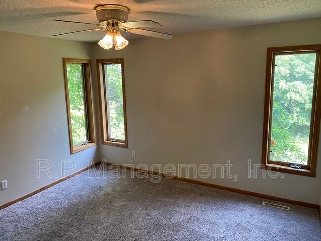 Building Photo - 4626 Linnea Ln