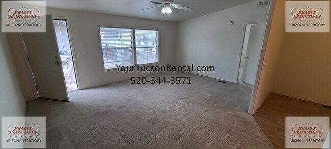 Building Photo - Irvington & Country Club area - 3 beds & 2 baths