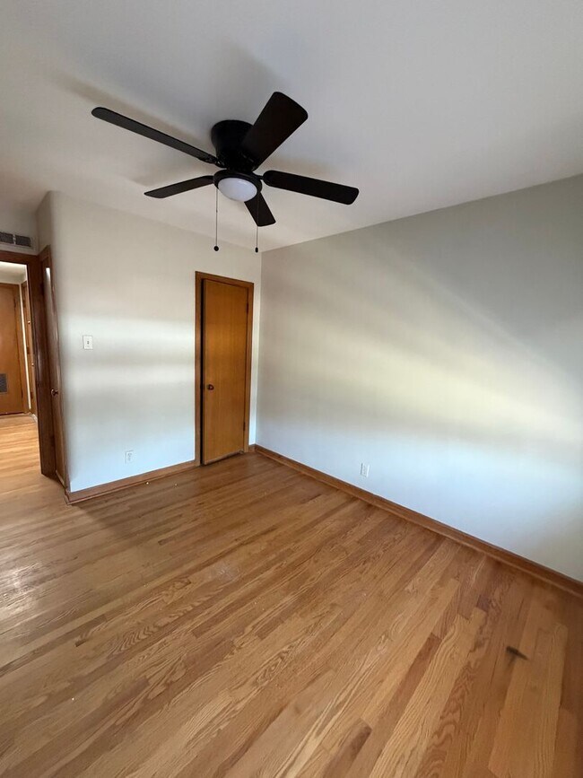 Building Photo - 89 Willmore Rd