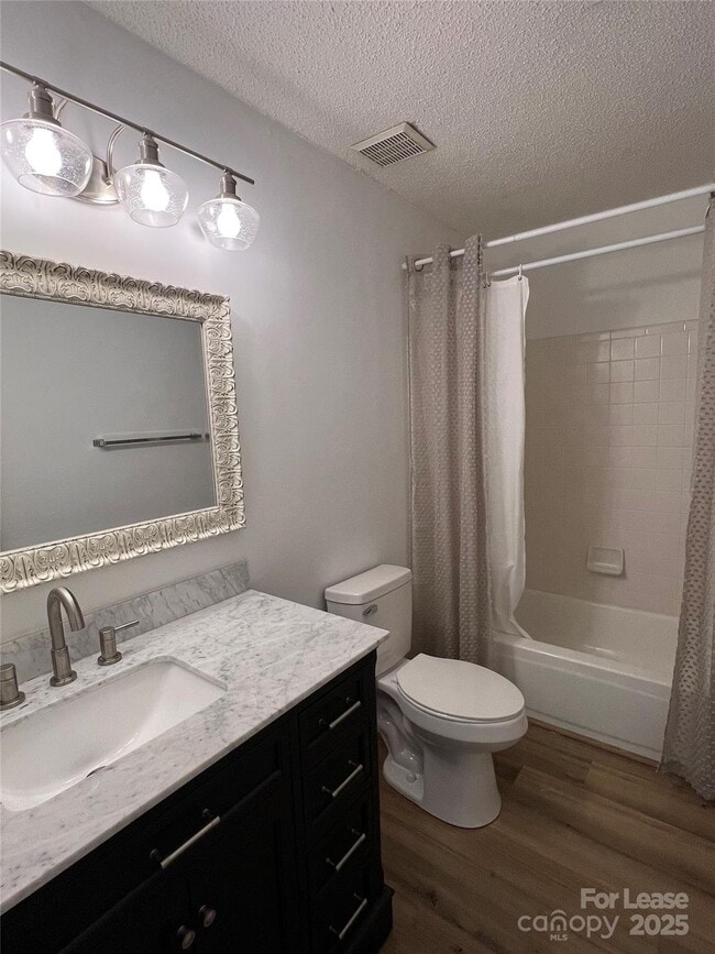 Building Photo - 9816 Emerald Point Dr