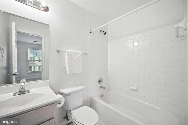Building Photo - 6949 Banchory Ct