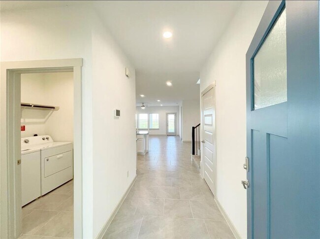 Building Photo - 28938 Yulee Mill Dr