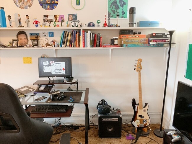 Building Photo - 1030 N Garden St