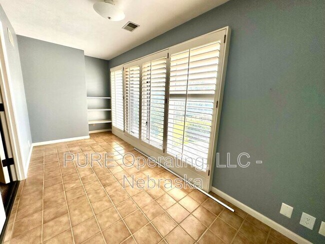 Building Photo - 3447 S 161st Cir