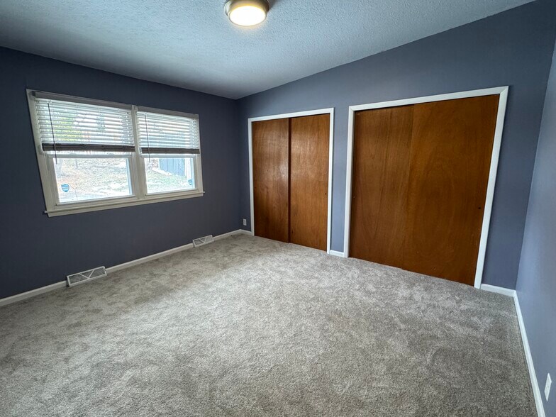 Building Photo - 3814 Mississippi Ave