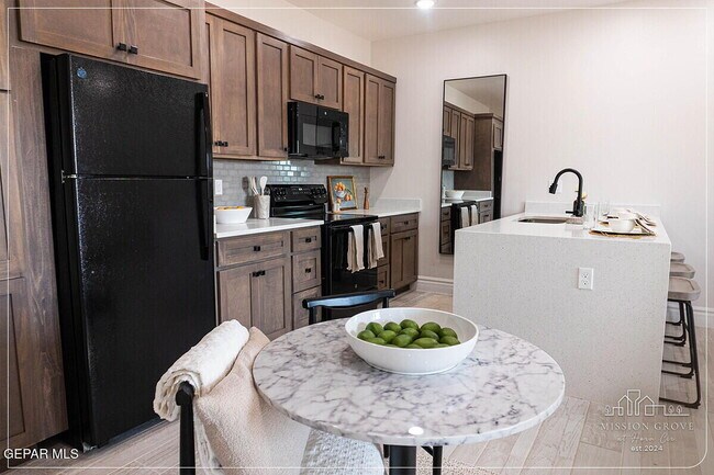 Building Photo - 10680 Horn Cir