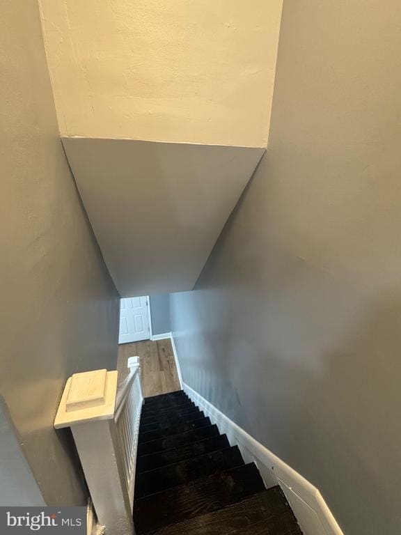 Building Photo - 3221 Lyndale Ave