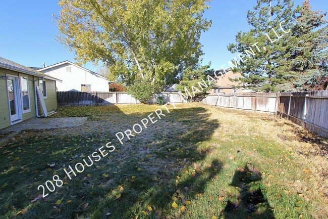 Building Photo - Single-Level home on a Cul-de-Sac