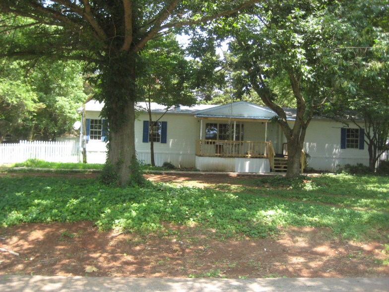 Building Photo - 123 Danridge Dr