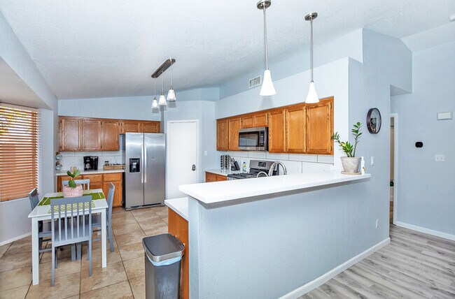 Building Photo - 6146 E 41st Pl