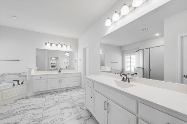 Building Photo - 12443 Dove Chase Ln