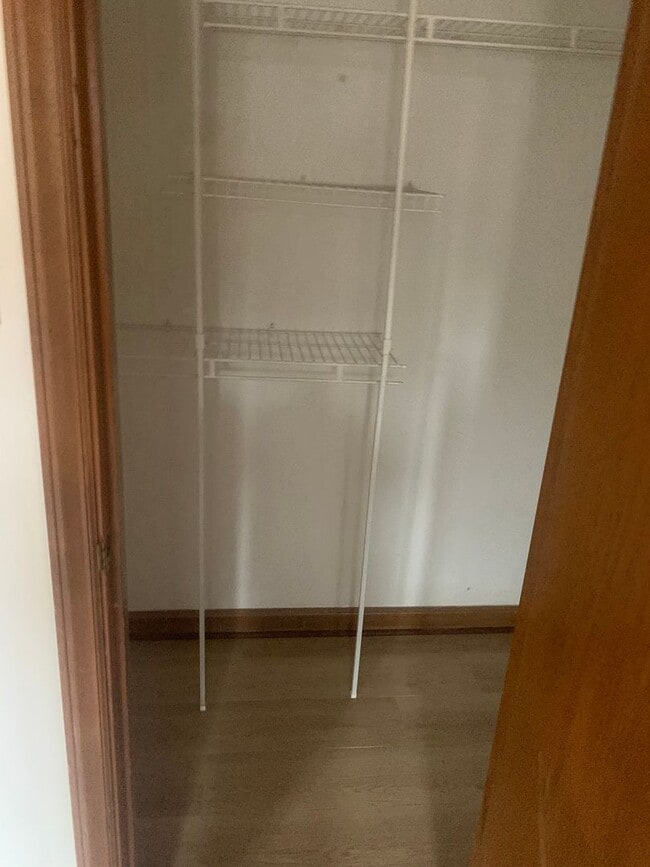 Building Photo - 4808-4810