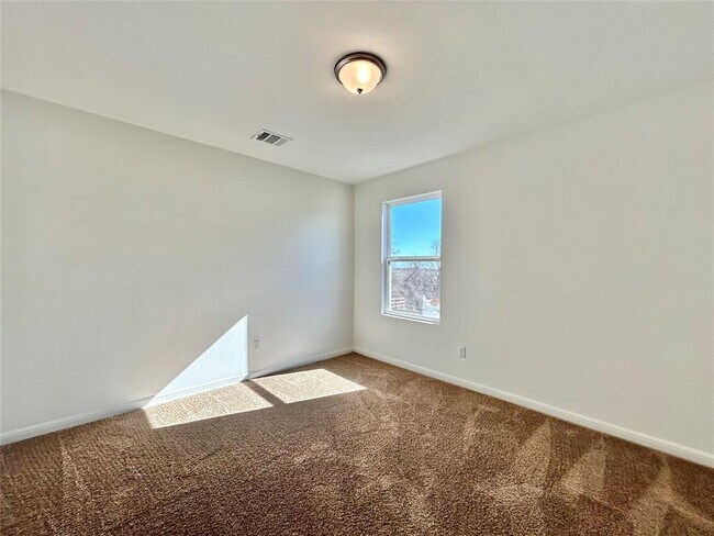 Building Photo - 202 Pebblestream Pass