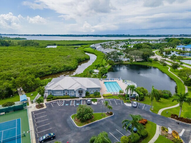 Building Photo - 840 Audubon Dr
