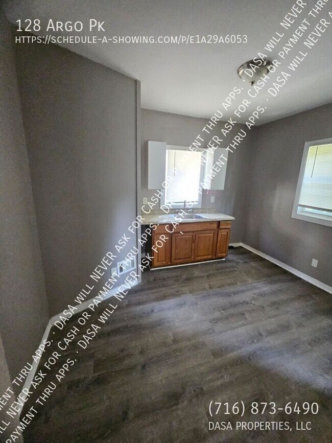 Building Photo - 128 Argo Park