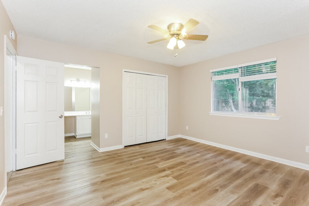 Building Photo - 1704 Sandy Hollow Loop