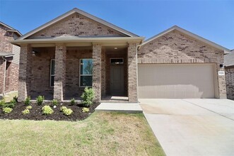 Building Photo - 1120 Eastland Ln