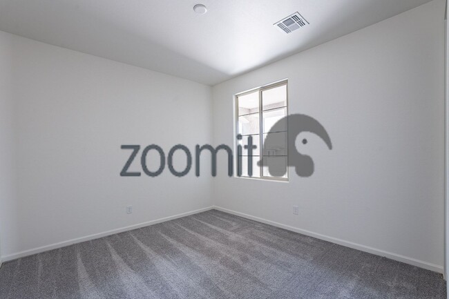 Building Photo - Coming Soon  Mid May 2026!- 4bdrm 3bath - 1 acre horse property