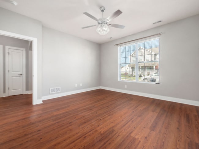 Building Photo - 101 Glenridge Dr