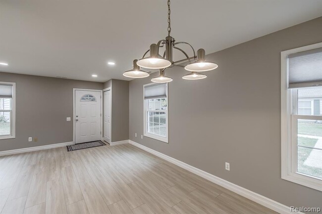 Building Photo - 2621 Thornbrier