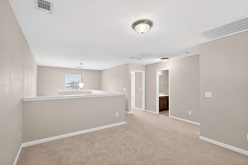 Building Photo - 1036 Harold Lee Dr