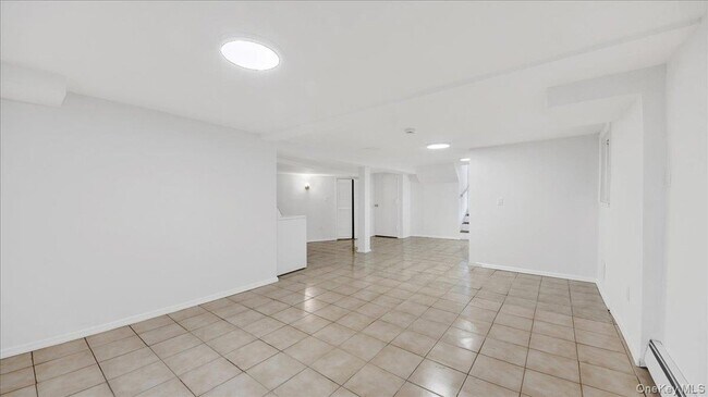 Building Photo - 118 Van Etten Blvd