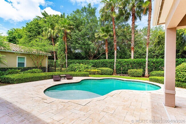 Building Photo - 12121 Sunnydale Dr