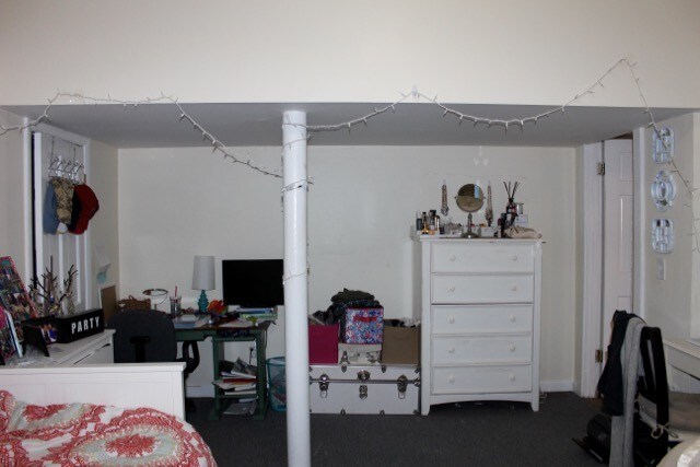 Building Photo - 447 Park Dr