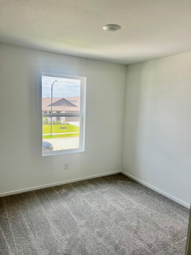 Building Photo - 29023 Great Flatland Trl