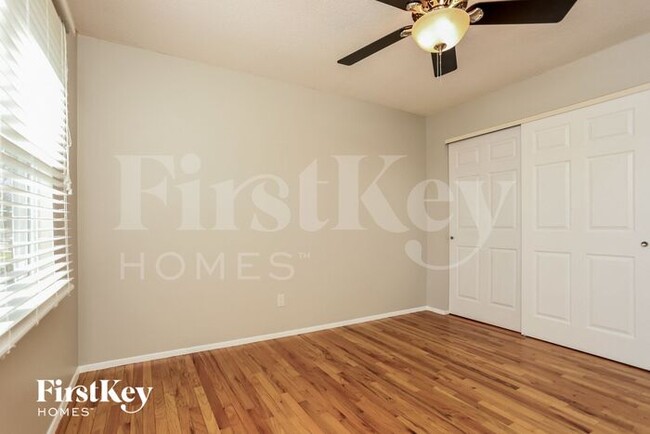 Building Photo - 13235 Delft Dr